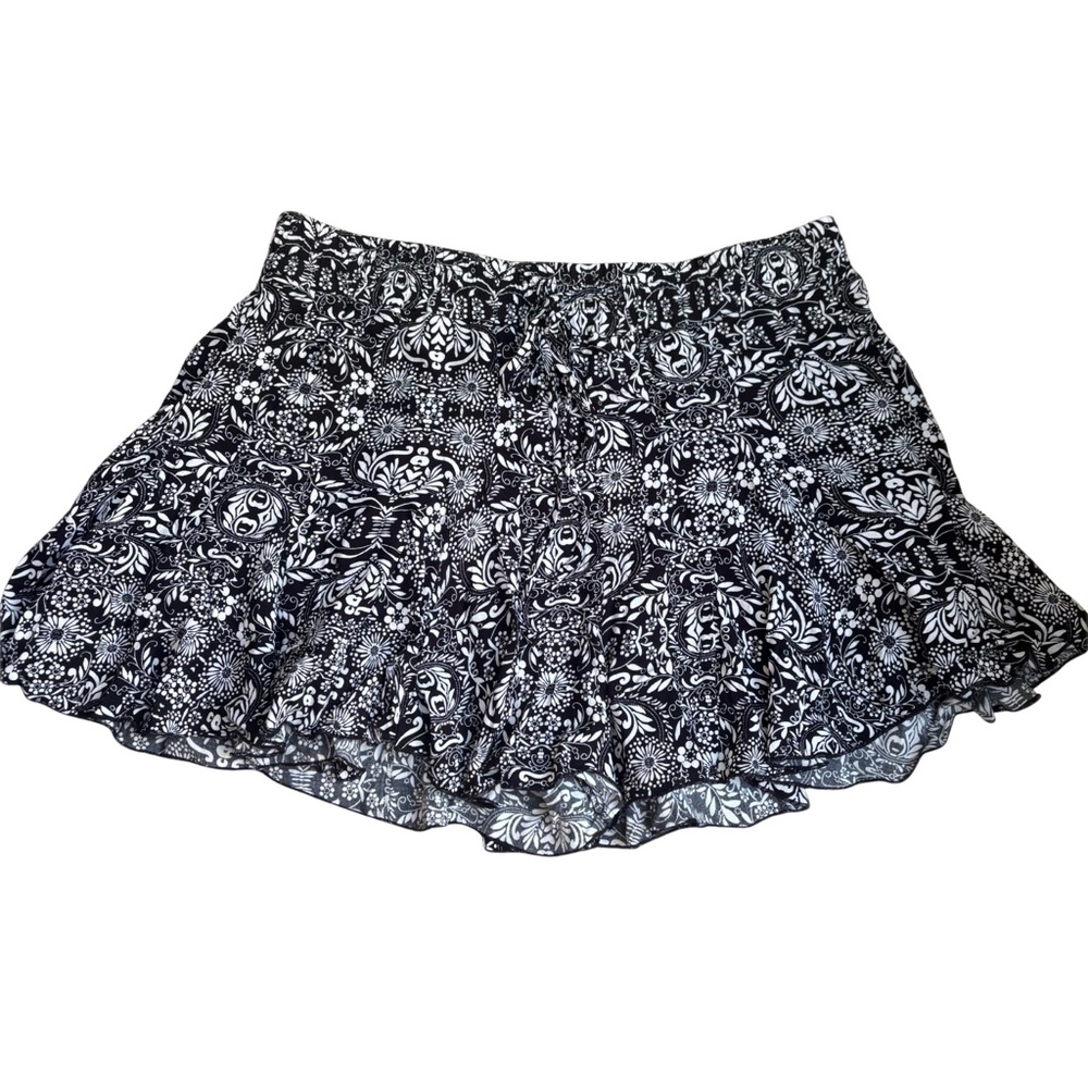 NWT Zara Floral Black & White Flowy Boho Shorts Size XL